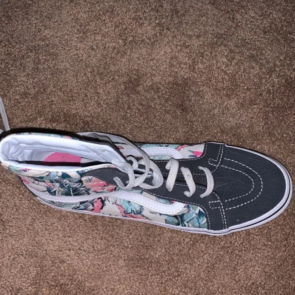 Hi top vans - Picture 2 of 3